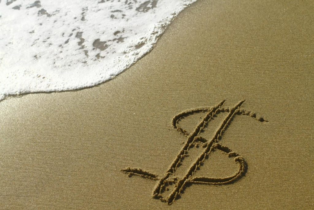 FAMILY OFFICES URGED TO REVIEW INHERITANCE TAX AFFAIRS DURING CORONAVIRUS CRISIS, dollar sign tax haven iStock 182869167