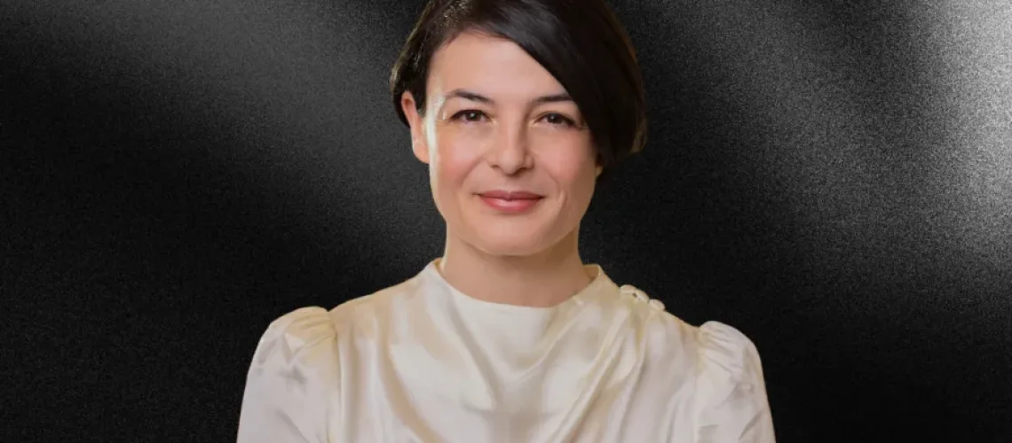 Angela-De-Giacomo-web-900x471