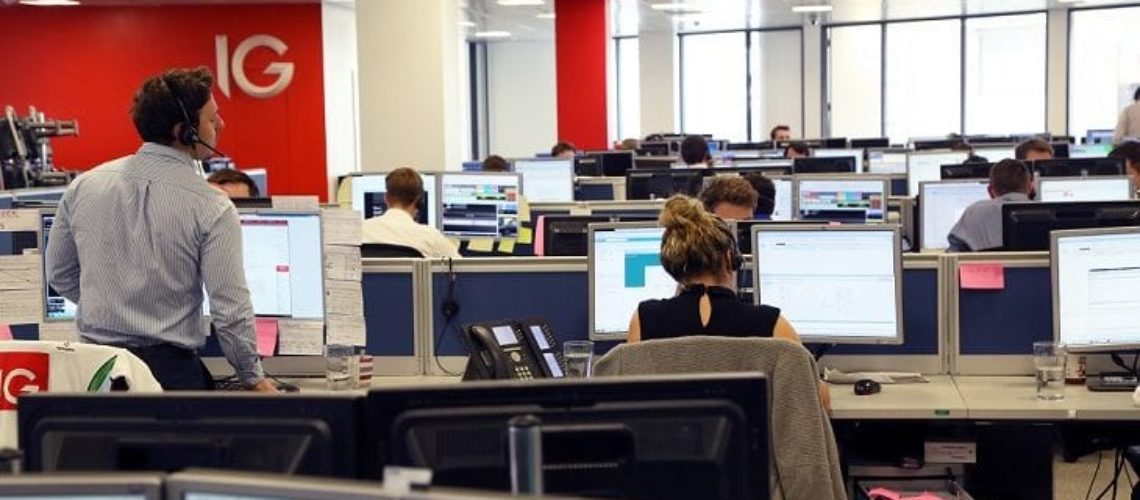 IG-Group-trading-floor-730x438